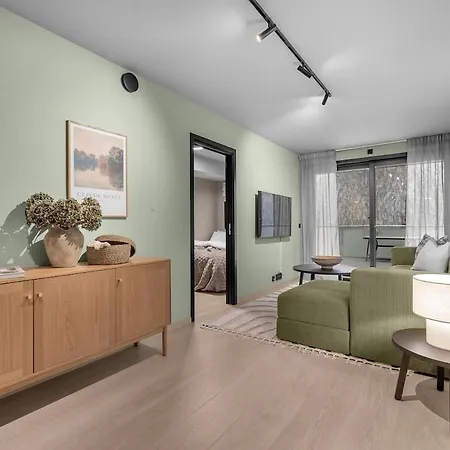 The Lounge - A Lovely With Free Indoor Parking! Lejlighed Tromsø